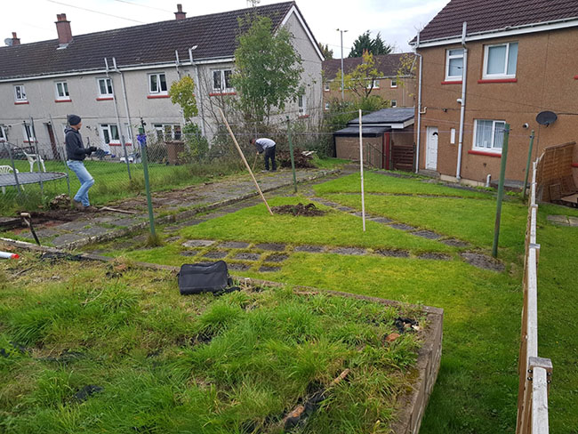 Before photo of the garden in Peat Road, Pollock