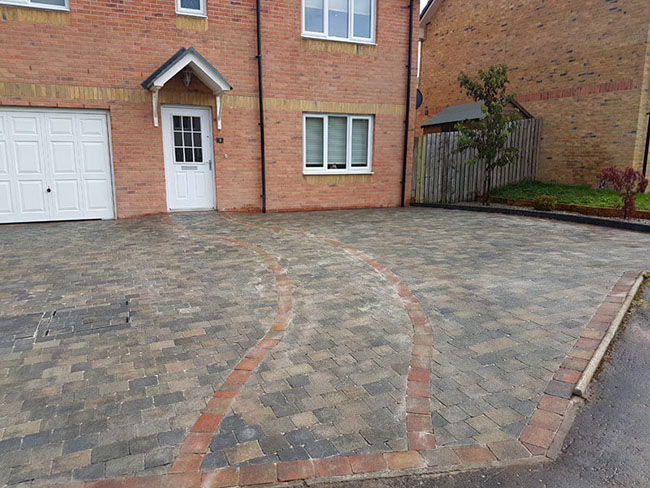 New Monoblock Driveways Glasgow & Driveway Repairs