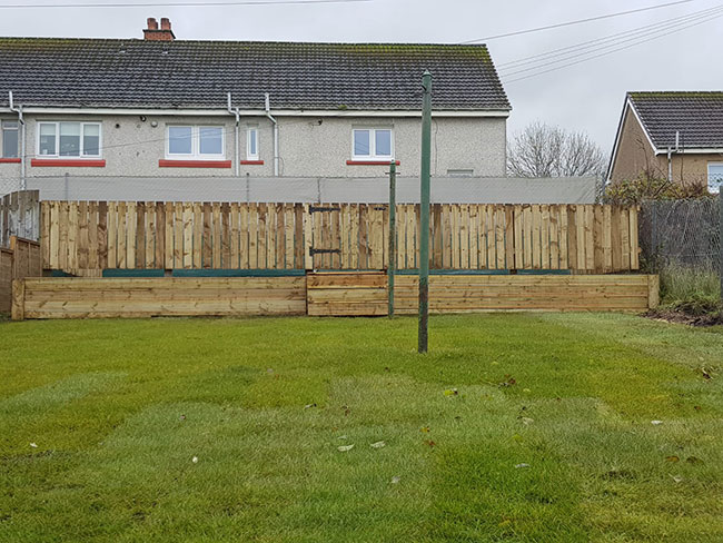 New garden fencing in Peat Road in Pollock